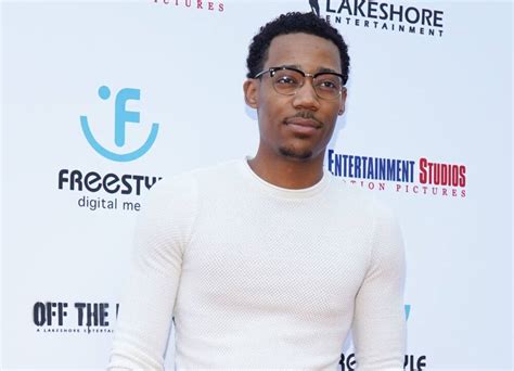 Tyler James Williams: brothers, net worth, wife,。